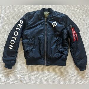Alpha Industries x Peloton MA-1 Bomber Jacket Size Large Navy Blue Green Puffy